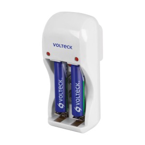 CARGADOR DE PILAS VOLTECK AA/AAA Y 9 V. INCLUYE 2 PILAS AAA