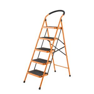 ESCALERA DE ACERO WOKIN 5 ESCALONES ANCHOS HASTA 150 KG.